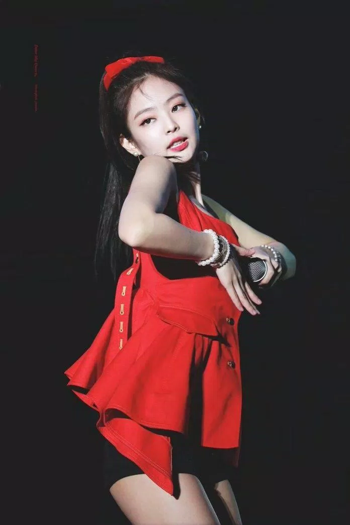 Nhớ lắm hình bóng của Jennie trên sân khấu (Ảnh: Internet)