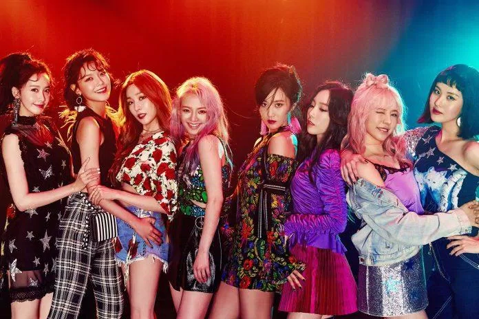 Netizen cực kỳ mong đợi màn comeback của 2 huyền thoại Girls Generation và BLACKPINK vào tháng 8 Black Pink BLACKPINK comeback Girls Generation huyền thoại idol KPOP KPOP SNSD comeback YG