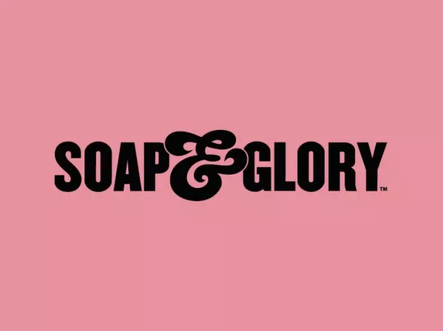 Thương hiệu Soap and Glory lluoon đem đến một vẻ phóng khoáng trong từng sản phẩm (Ảnh; internet)