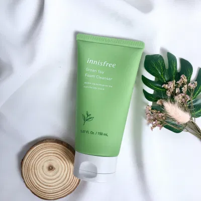 Sữa rửa mặt Trà Xanh Innisfree Green Tea Foam Cleanser (Nguồn: Internet)