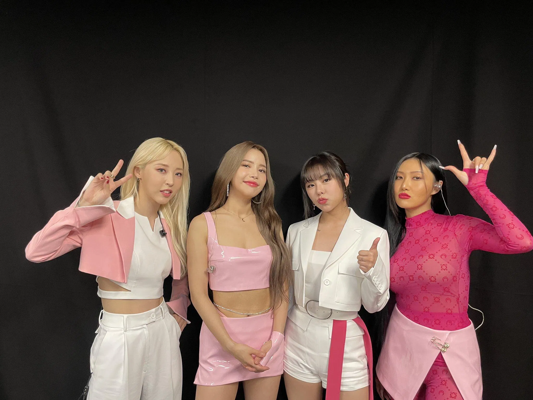 4 thành viên tài sắc vẹn toàn của MAMAMOO (Ảnh: Internet)