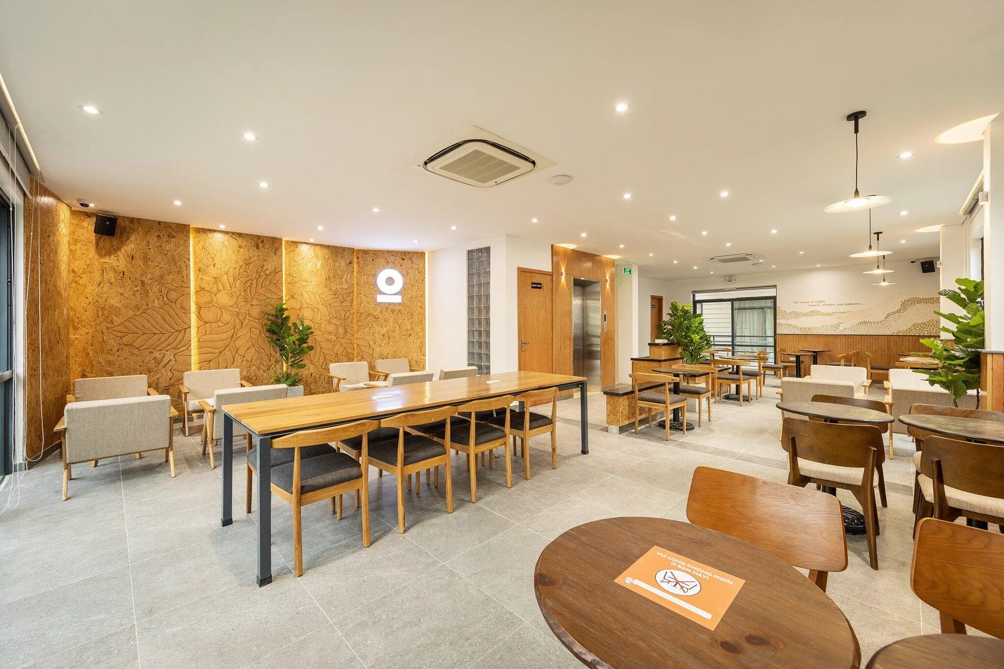 Không gian The Coffee House (Nguồn: Fanpage The Coffee House)