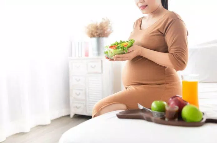 Thèm ăn khi mang thai là dấu hiệu rất thường gặp (Nguồn: Internet) Thèm ăn khi mang thai là dấu hiệu rất thường gặp (Nguồn: Internet)