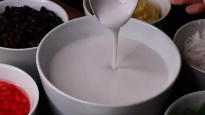 Hương vị nước cốt dừa (Nguồn Youtube: Diễm Na Uy)