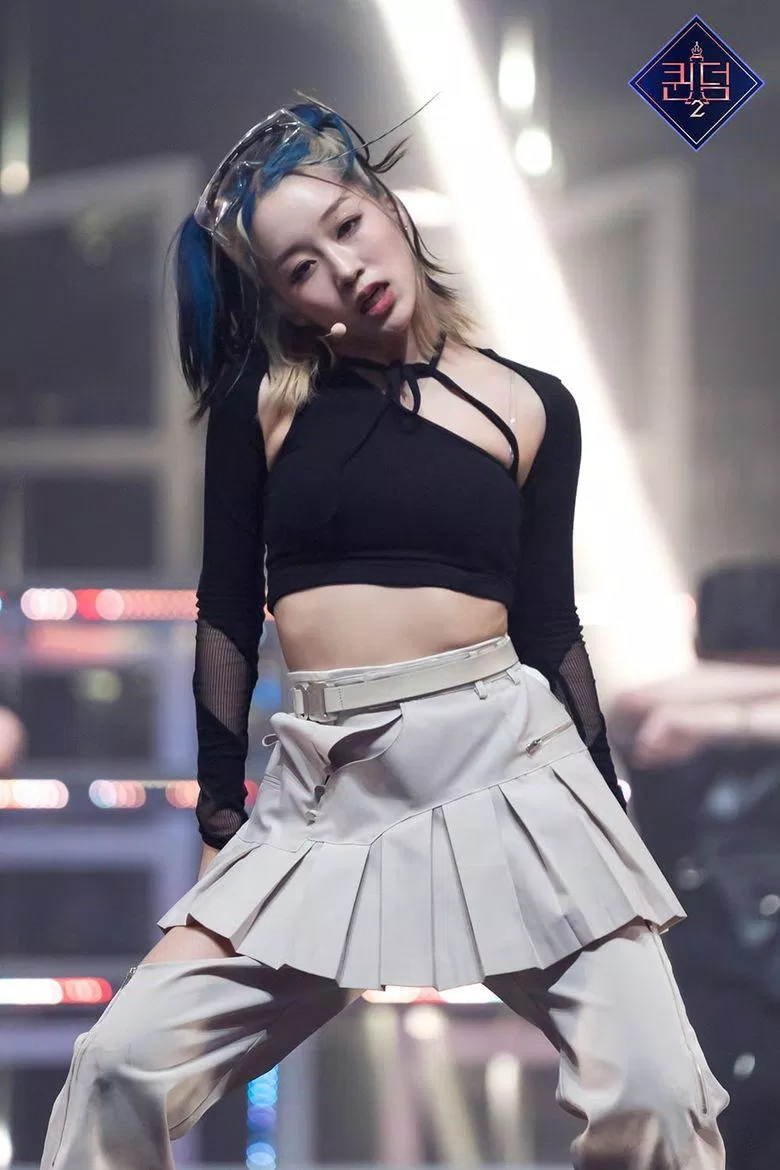 Idol Nhật Hikaru cá tinh với kiểu tóc mang tận 3 màu nhuộm (Ảnh: Internet) Idol Nhật Hikaru cá tinh với kiểu tóc mang tận 3 màu nhuộm (Ảnh: Internet)