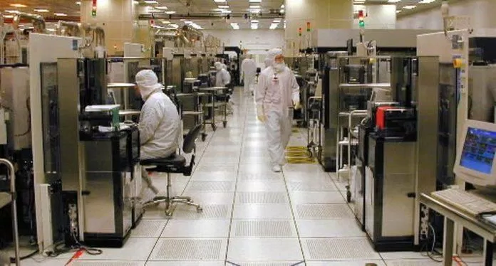 Bên trong nhà máy sản xuất chip của TSMC (Ảnh: Internet). Bên trong nhà máy sản xuất chip của TSMC (Ảnh: Internet).