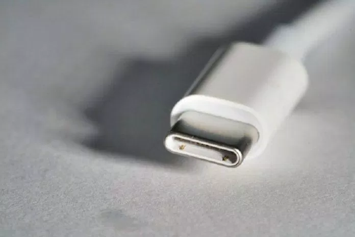 Đầu cắm USB-C có hình bầu dục (Ảnh: Internet).