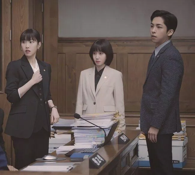 Hình ảnh trong bộ phim Nữ luật sư kỳ lạ Woo Young Woo(Nguồn: Internet)