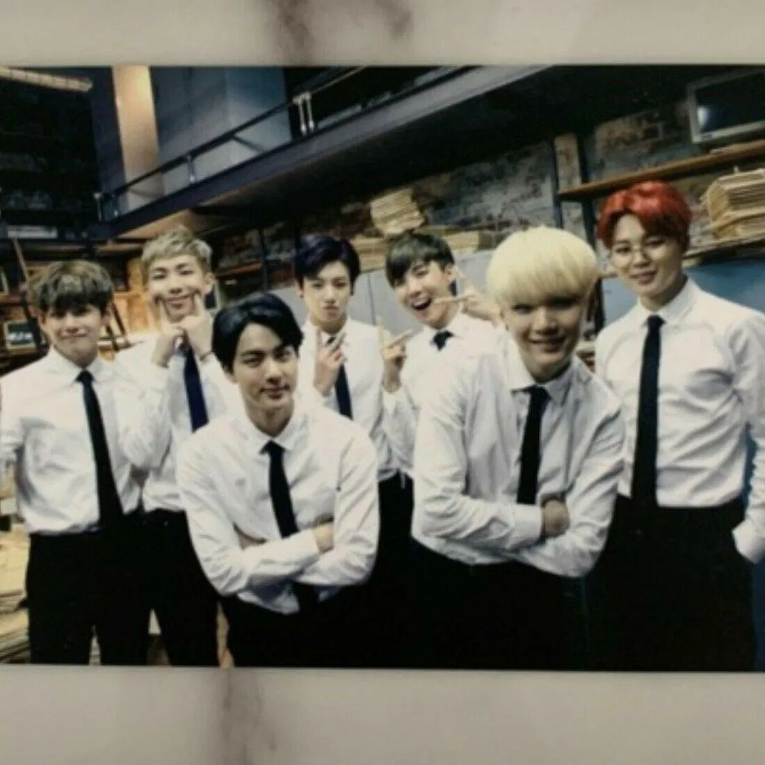 BTS Photocard (Ảnh: Internet)