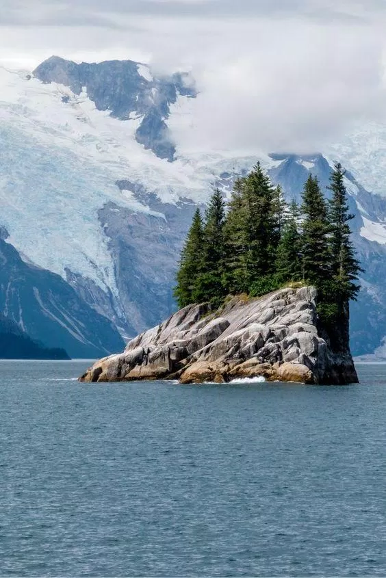 Kenai Fjords nổi tiếng là công viên quốc gia bảo tồn vùng băng tuyết xinh đẹp nhất của Mỹ. (Nguồn ảnh: Internet) Kenai Fjords nổi tiếng là công viên quốc gia bảo tồn vùng băng tuyết xinh đẹp nhất của Mỹ. (Nguồn ảnh: Internet)