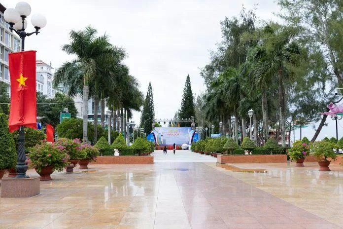 Toàn cảnh công viên Bến Ninh Kiều (Nguồn: BlogAnChoi)