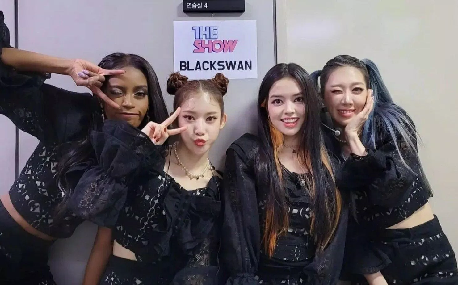 Đội hình Black Swan (Ảnh: Internet)