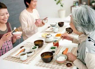 Bữa ăn chia nhỏ ở Nhật Bản (Ảnh: Internet)