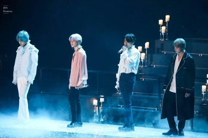 Vocal line của BTS. Từ trái qua phải: V, Jimin, Jungkook, Jin ( Nguồn ảnh: Internet ) Vocal line của BTS. Từ trái qua phải: V, Jimin, Jungkook, Jin ( Nguồn ảnh: Internet )