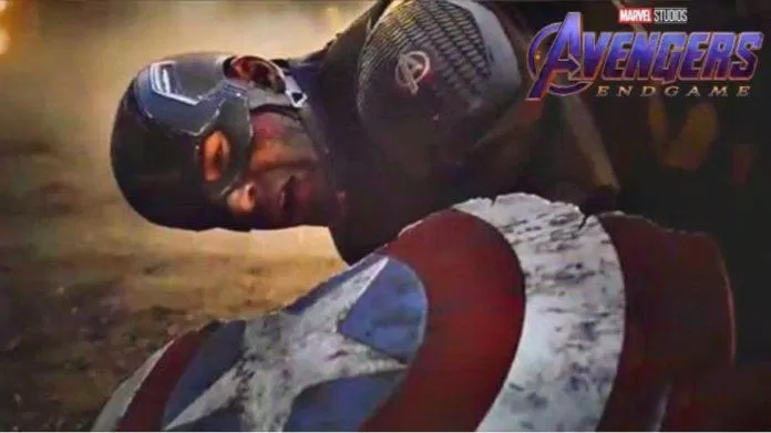 Khiên của Caption America bị Thano chém vỡ bằng một lực cực mạnh (Nguồn: Internet)
