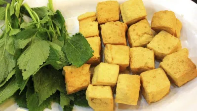 Chiên đậu hũ