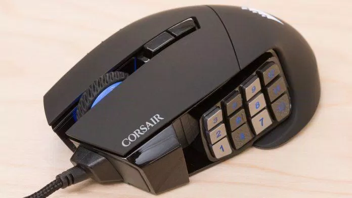 Chuột chơi game Corsair Scimitar RGB Elite (Ảnh: Internet) Chuột chơi game Corsair Scimitar RGB Elite (Ảnh: Internet)