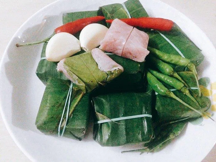 Nem chua chợ huyện là đặc sản của Quy Nhơn - Bình Định