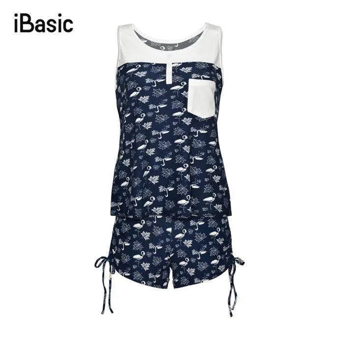 Ngoài bán nội y, iBasic còn bán những set đồ ngủ thoải mái, thoáng mát. Nguồn: internet