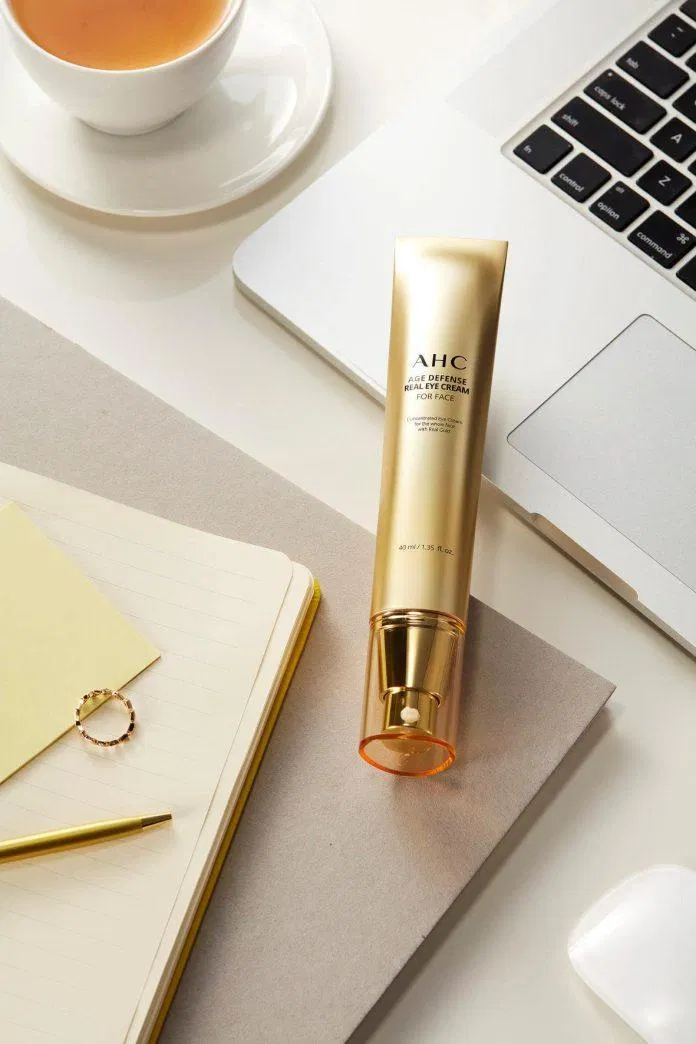 kem dưỡng chống lão hóa AHC Age Defense Real Eye Cream For Face (ảnh: internet)