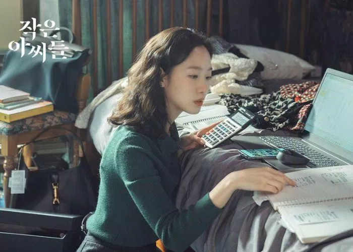 Kim Go Eun trong vai chị cả Oh In Joo