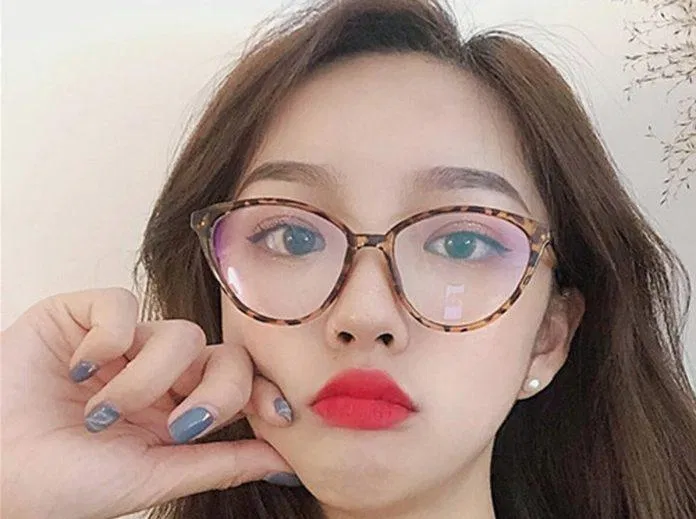 Kính mắt mèo dành cho những người thích sự cổ điển, sang trọng. Nguồn: internet