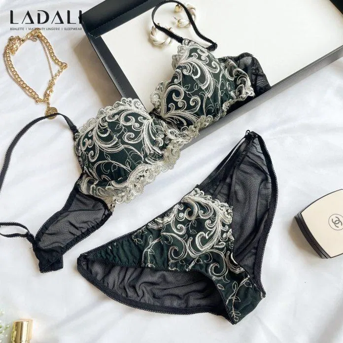 Ladali là một hãng nội y cao cấp đến từ Hà Nội. Nguồn: internet