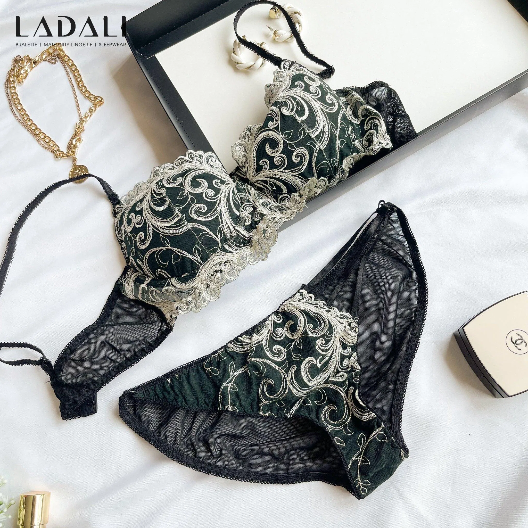 Ladali là một hãng nội y cao cấp đến từ Hà Nội. Nguồn: internet