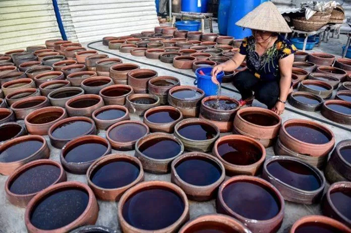 Làng nước mắm Nam Ô - nổi tiếng lâu đời với nghề làm mắm (Nguồn: Internet)
