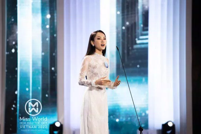 Trong suốt toàn bộ quá trình diễn ra cuộc thi, Mai Phương luôn là cô gái vô cùng nổi bật cả về ngoại hình, phong thái cũng như khả năng thuyết trình, trả lời phỏng vấn,...