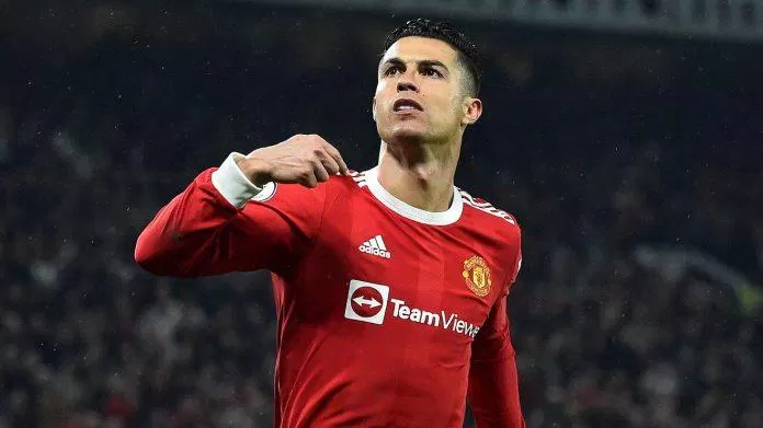 Ronaldo có thể tỏa sáng bất kỳ lúc nào để mang lại hy vọng cho MU (Ảnh: Internet) Ronaldo có thể tỏa sáng bất kỳ lúc nào để mang lại hy vọng cho MU (Ảnh: Internet)