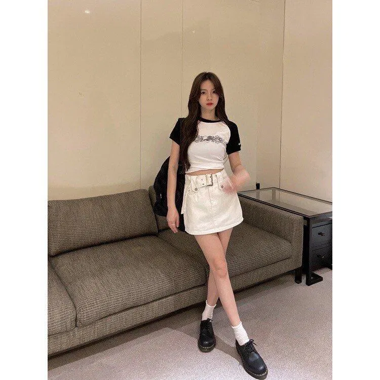 Mix đồ với chân váy (Nguồn: Internet)