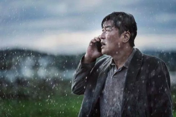 Song Kang-ho trong vai thanh tra nghiêm túc (Nguồn: Internet)