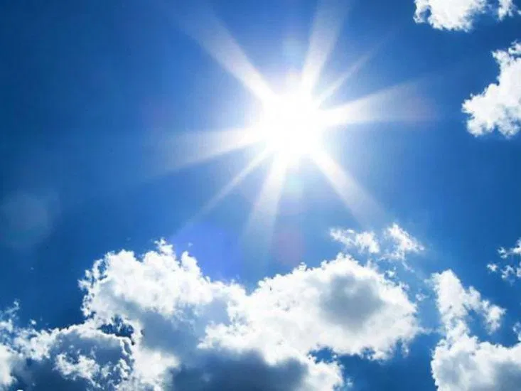 Hằng năm nước ta có 2 lần Mặt Trời lên trên đỉnh (Nguồn: Internet) Hằng năm nước ta có 2 lần Mặt Trời lên trên đỉnh (Nguồn: Internet)