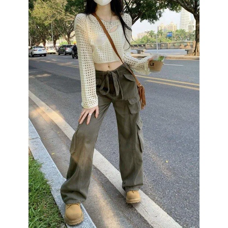 Áo lưới kết hợp quần túi hộp(Nguồn: Internet)