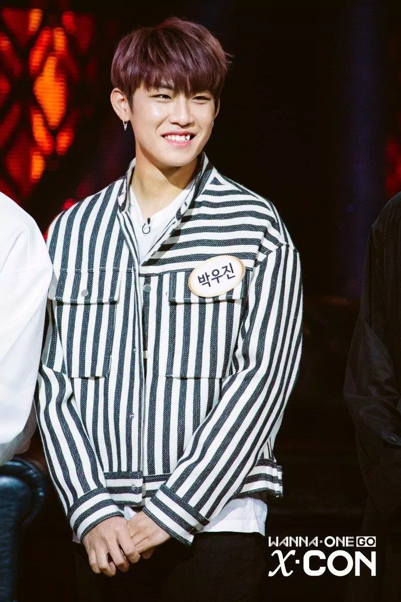 Sức cuốn hút của Park Woo Jin biến hóa đa dạng từ rapper cool ngầu đến nét dễ thương (Ảnh: Internet) Sức cuốn hút của Park Woo Jin biến hóa đa dạng từ rapper cool ngầu đến nét dễ thương (Ảnh: Internet)