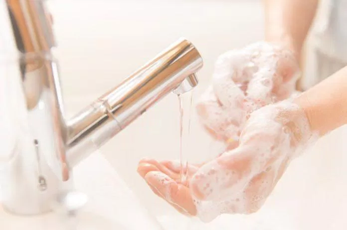 Các loại nước rửa tay không có mùi hương thường an toàn hơn (Ảnh: Internet)