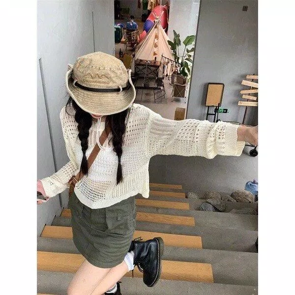 Set đồ kết hợp toàn những trang phục cá tính(Nguồn: Internet)