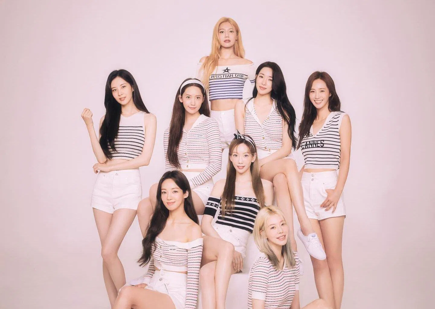 SNSD (Ảnh: Internet)