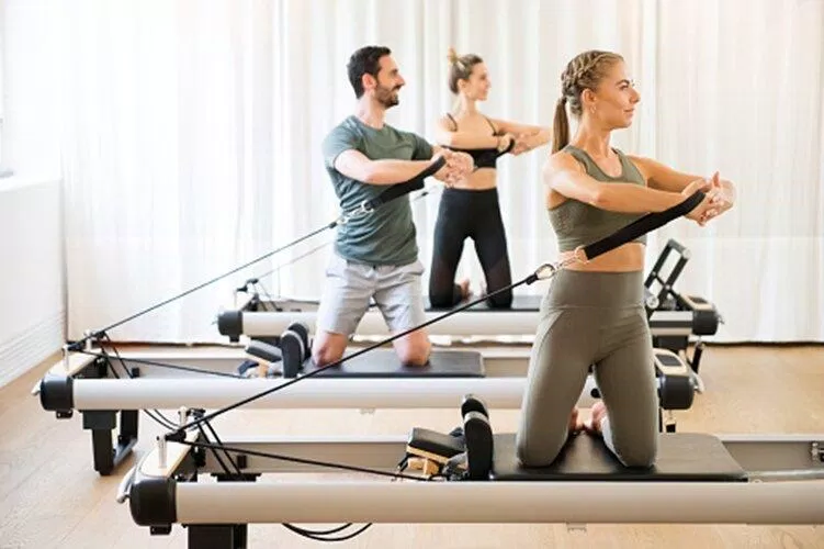 Bải tập pilates cường độ thấp (Ảnh: Internet)