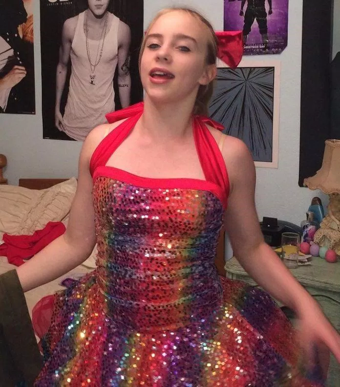 Billie Eilish (Ảnh: Internet)