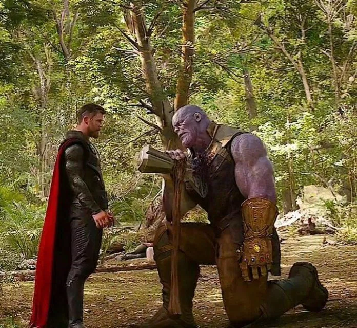 Stormbreaker là vũ khí duy nhất có thể làm Thanos bị thương nặng (Nguồn: Internet)