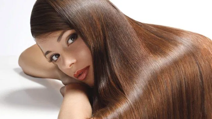 Biết gội đầu đúng cách mang lại nhiều lợi ích cho mái tóc(Nguồn: Internet)