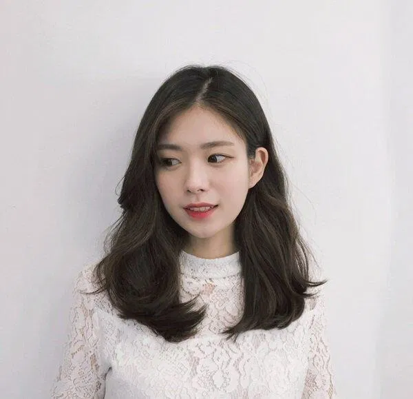 Những mái tóc suôn mượt thường được ghi điểm trong mắt người khác(Nguồn: Internet)