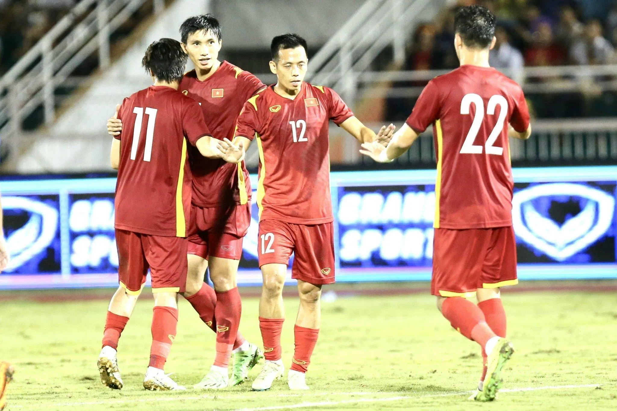 Bàn thắng thứ 2 của Văn Quyết tại giải đấu (Ảnh: Internet) Bàn thắng thứ 2 của Văn Quyết tại giải đấu (Ảnh: Internet)