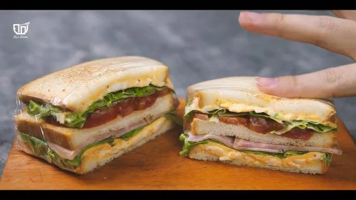 Sandwich sốt trứng mayonnaise háp dẫn