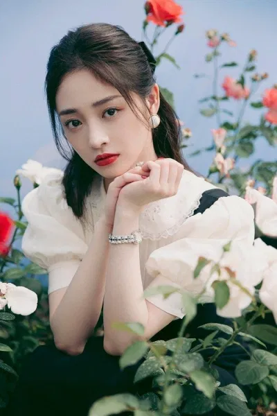 Cựu thành viên Pristin đang ngày càng xây dựng được chỗ đứng tại thị trường Đại lục khi theo đuổi nghiệp diễn (Nguồn: Internet). Cựu thành viên Pristin đang ngày càng xây dựng được chỗ đứng tại thị trường Đại lục khi theo đuổi nghiệp diễn (Nguồn: Internet).