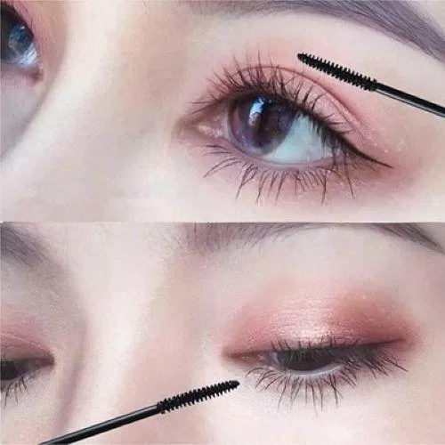 Chuốt mascara giúp đôi mắt trở nên nổi bật hơn (nguồn: Internet)