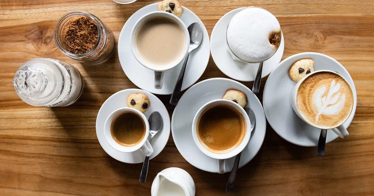 Caffeine khiến bạn tỉnh táo nhưng cũng có nhiều tác hại (Ảnh: Internet)