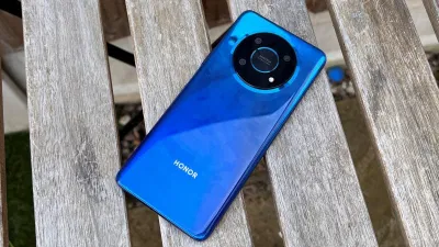 Honor X9 5G là chiếc điện thoại có giá rất vừa túi tiền (Ảnh: Internet) Honor X9 5G là chiếc điện thoại có giá rất vừa túi tiền (Ảnh: Internet)